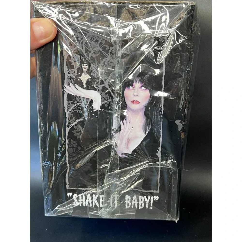 Official Elvira Mistress of the Dark Salt n Pepper Shakers ~ Sealed